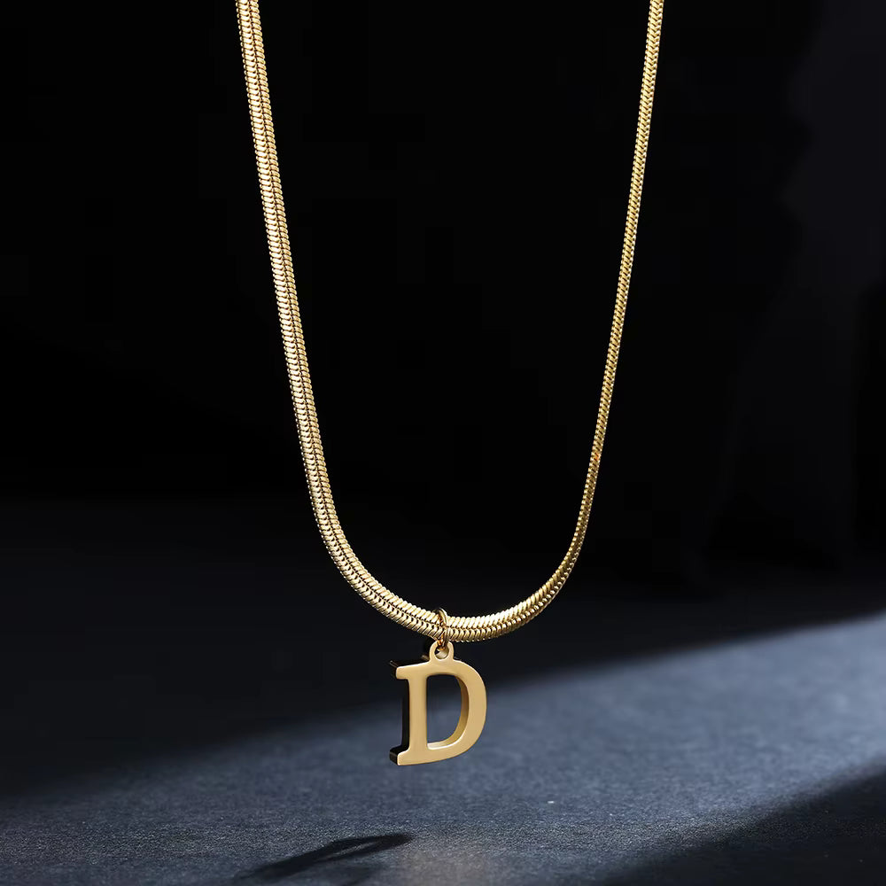 Luxus Alphabet Buchstaben Halskette – Vergoldeter Edelstahl A–Z Anhänger ✨