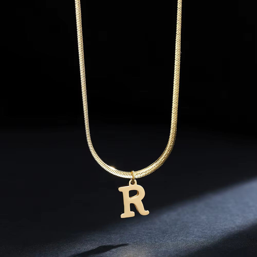 Luxus Alphabet Buchstaben Halskette – Vergoldeter Edelstahl A–Z Anhänger ✨